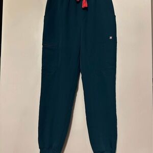 Two pairs of figs scrubs size S